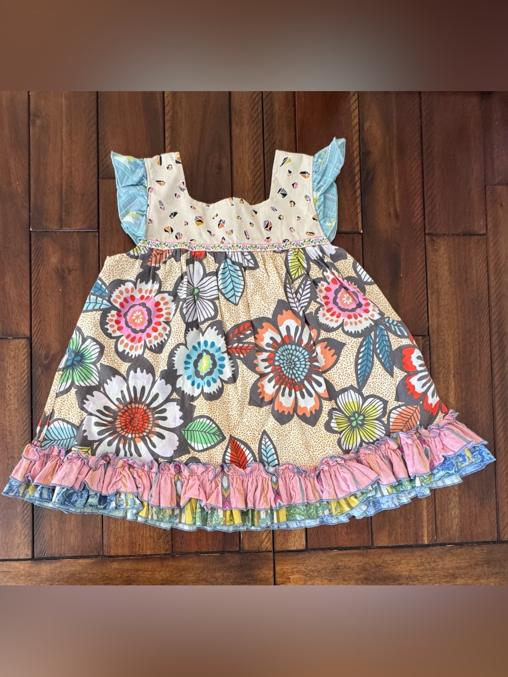 Matilda Jane Platinum Medallion Shabby Top size 6